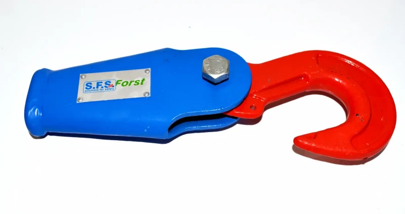 końcówka linowa z hakiem.webp