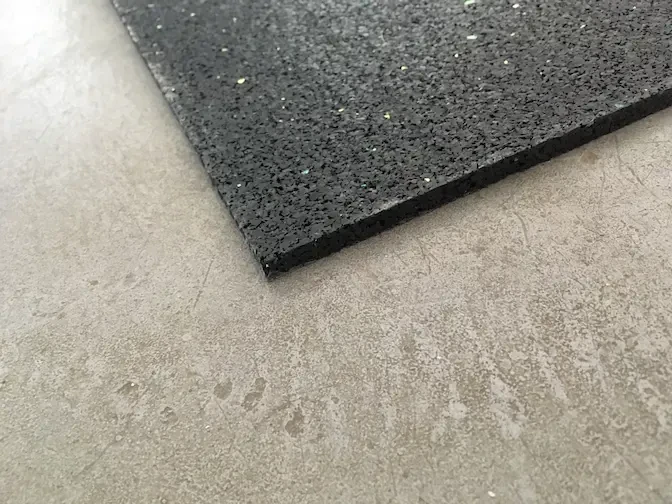 super mata antypoślizgowa.webp